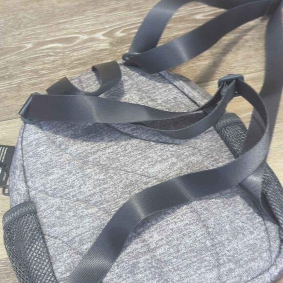 Adidas Linear Mini Backpack Gray new - Picture 5 of 5